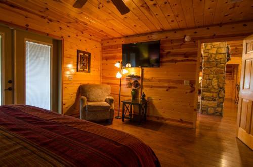 Finchs Nest Cabin Broken Bow Cabin