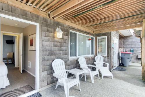 Sandals Inn | Spa Suite & Oceanside Cabana