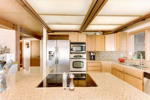 Haystack Views Vacation Rental