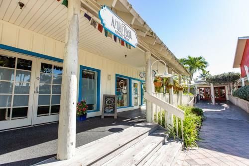 South Seas Bayside Villa 5102