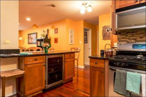 Apartamento Cozy 2 Bed / 2 Bath In Lincoln Park