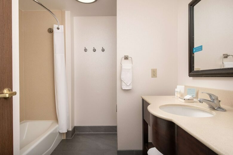 Hotel Hampton Inn Suite Lake City Fl