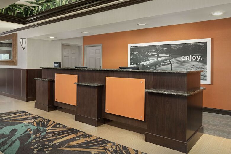 Hotel Hampton Inn Suite Lake City Fl