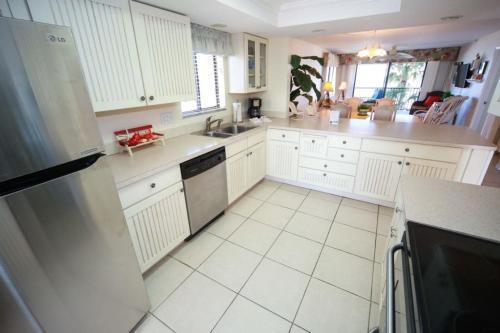 Apartamento Sand Castle III Condo #301