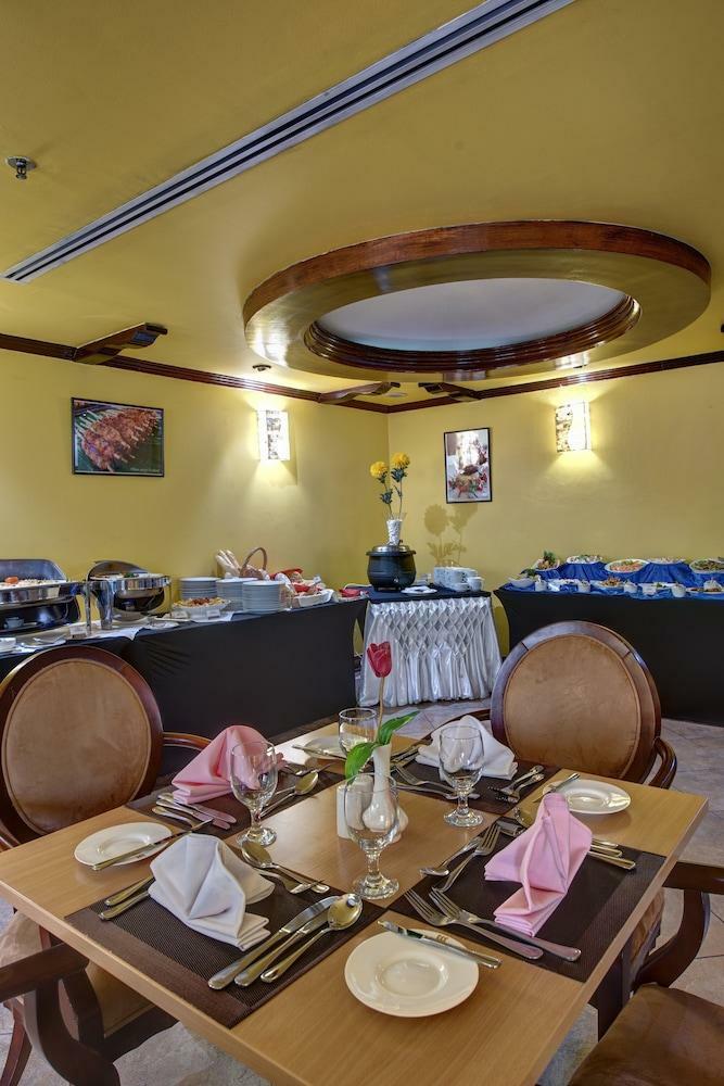 Hotel Tulip Inn Sharjah