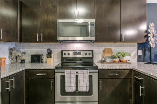 Apartamento Uptown Victory Park 1203