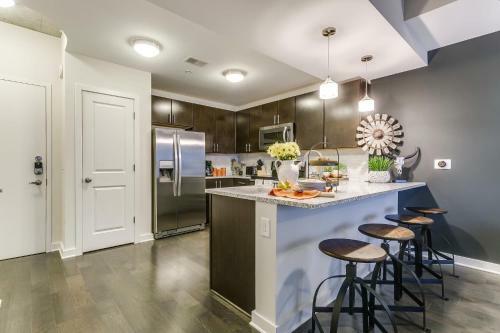 Apartamento Uptown Victory Park 1203