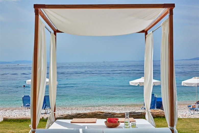 Hotel Nissaki Beach