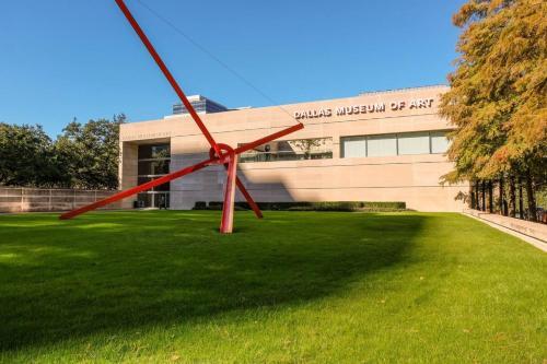 Apartamento Modern Industrial | Historic 1br @ Prime Location