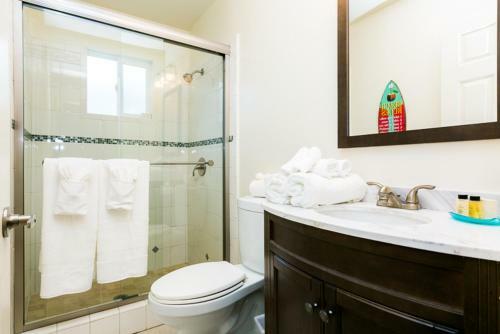 Dp-338 - Hillside Getaway Two-bedroom Holiday Home