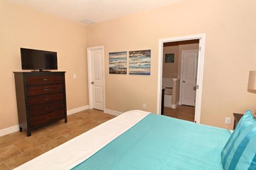 Acorn Court Villa 4412