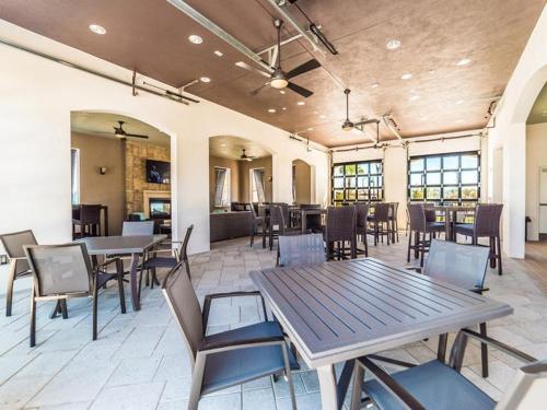 Villa Westside Resort Platinum - 702 Holiday Home