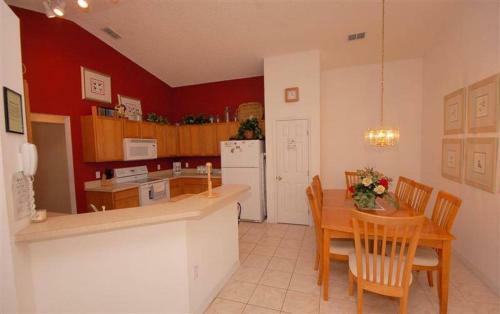 Gary's Clear Creek Villa - Four Bedroom Home