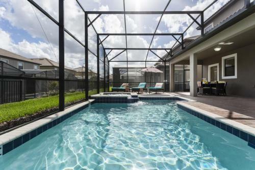 Champions Gate - Eight Bedroom Villa - Cg025