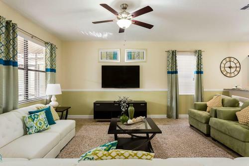 Champions Gate - Eight Bedroom Villa - Cg014