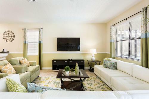 Champions Gate - Eight Bedroom Home - Cg016