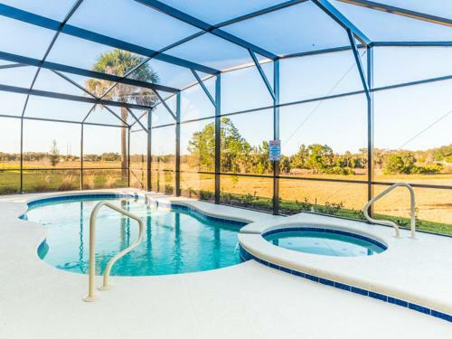 Oak Tree Villa 4127