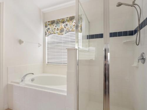 Villa Kensington Drive Unit 24