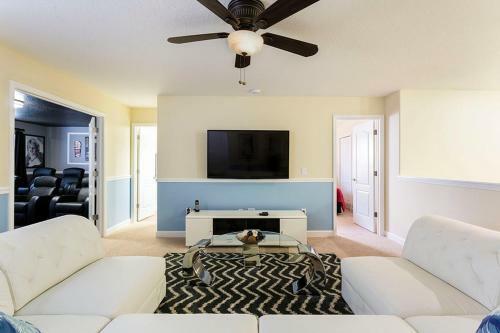 Champions Gate - Eight Bedroom Villa - Cg015