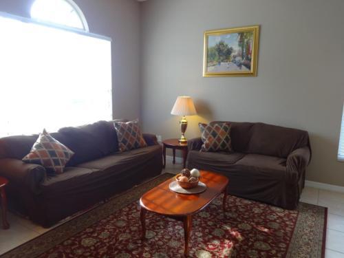 Star Five-bedroom Home 5ms