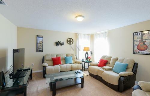 X-large Pool With Game Room 11cp14