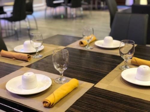 Hotel Holiday Inn El Monte - Los Angeles