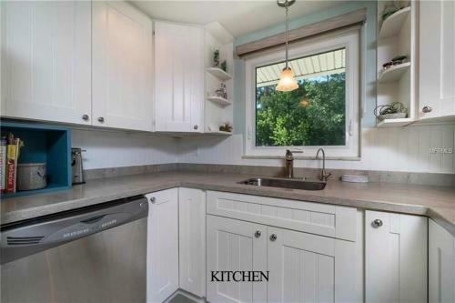 1145 Little Court
