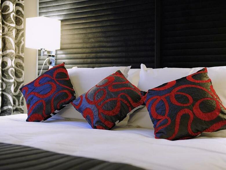 Hotel Mercure Paris Plaza Pont Mirabeau