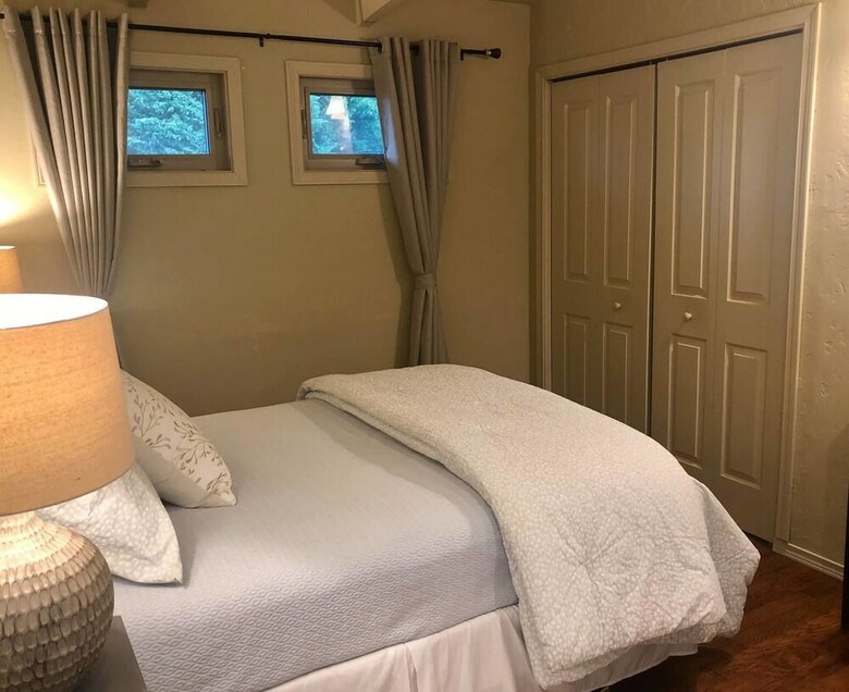 Bailey Lane~2.5 Miles To Autzen Stadium~sleeps 4