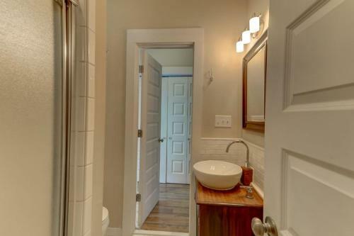 119 East Hudson Home
