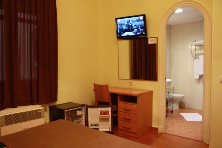 Hostal Madrid Gran V�a Lxiii