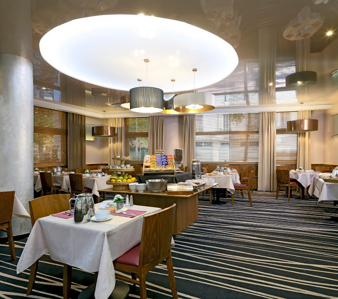 Hotel Quality Inn Paris La Defense **dbl Reg**