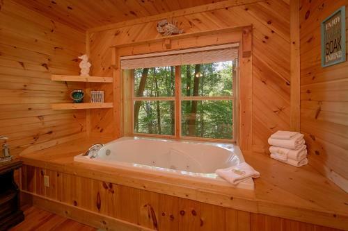 Suite Harmony #243 - Two Bedroom Cabin