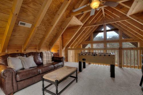Above It All #446 - Four Bedroom Cabin