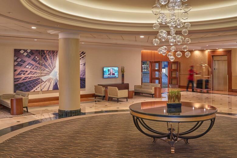 Hotel Detroit Marriott At The Renaissance Center