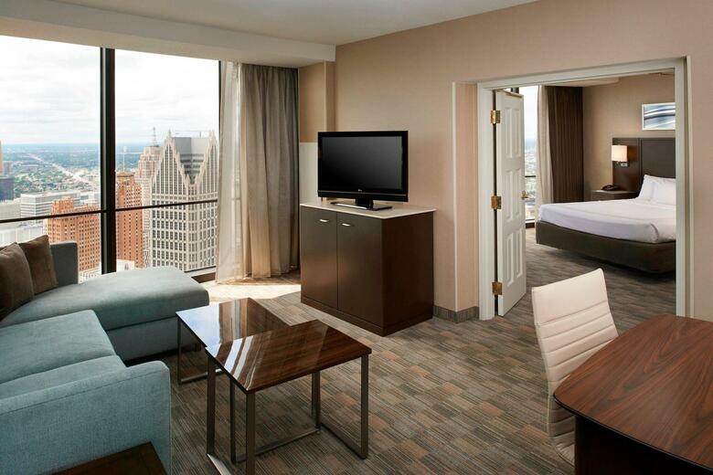 Hotel Detroit Marriott At The Renaissance Center