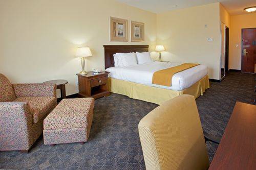 Holiday Inn Express Hotel & Suites Pearland