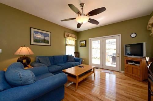 Forest Hill Home