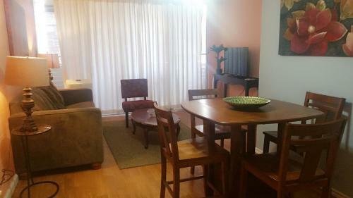 Apartamento Waikiki Whale Watcher Apts 503b