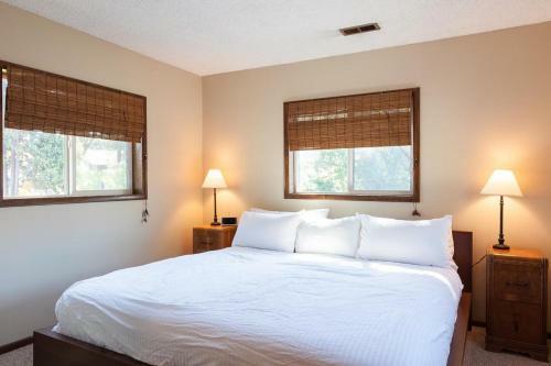 Heartbreak-rvr/mt View-4br/2ba
