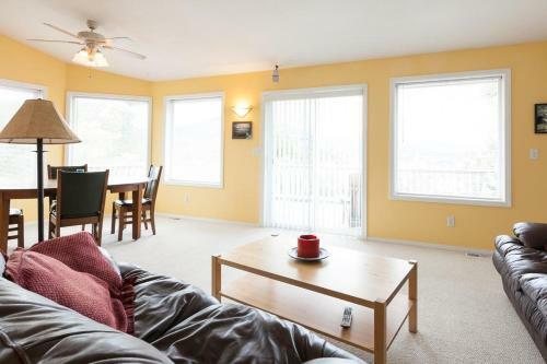 River Ranch-river/mt Vw-2br/2b