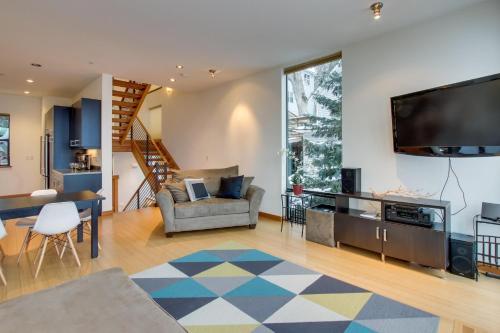 Riverview Loft