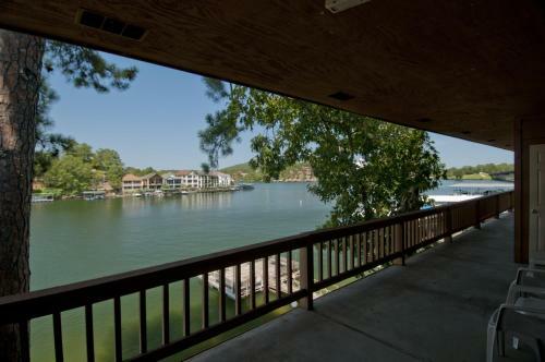 Posada Country Inn Lake Resort