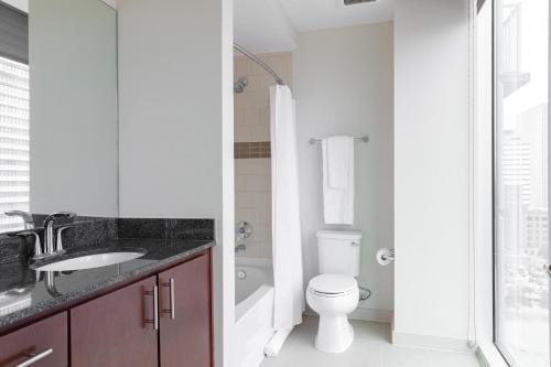 Apartamento Downtown Housky Two-bedroom 1601
