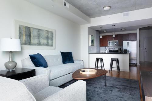 Apartamento Downtown Housky One-bedroom 1604
