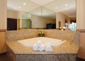 Hotel Comfort Inn & Suites