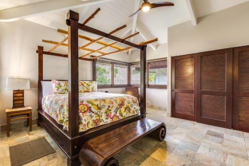 Villa Blue Water At Kona Bay Estates