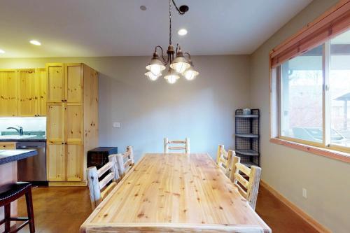 Apartamento Warm Springs Fields Retreat