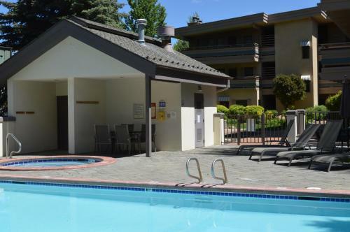 Harriman Townhome Pool Access Walk To Ketchum