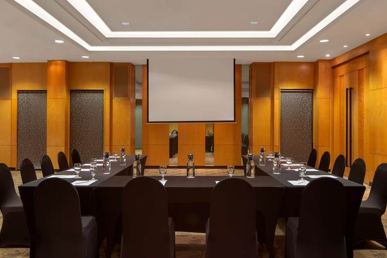 Radisson Hotel Brunei Darussalam